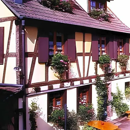Gambrinus ホテル
